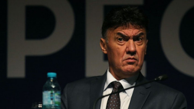 Президентът на Българския футболен съюз – Борислав Михайлов направи кратко