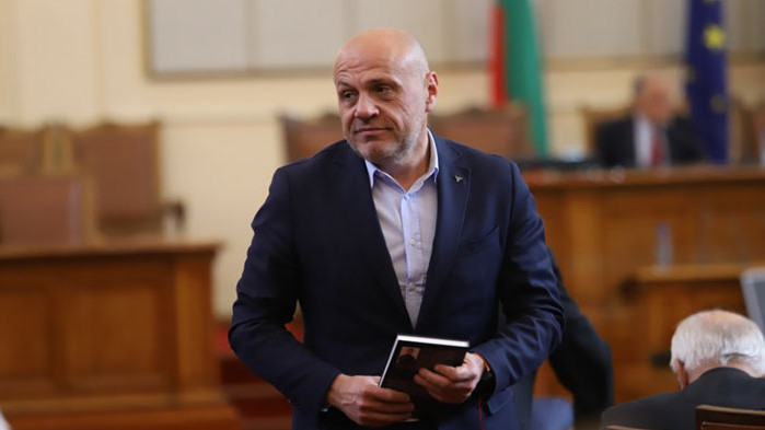 Предвижда се изваждането от БЕХ на ЕСО и Булгартрансгаз“, което