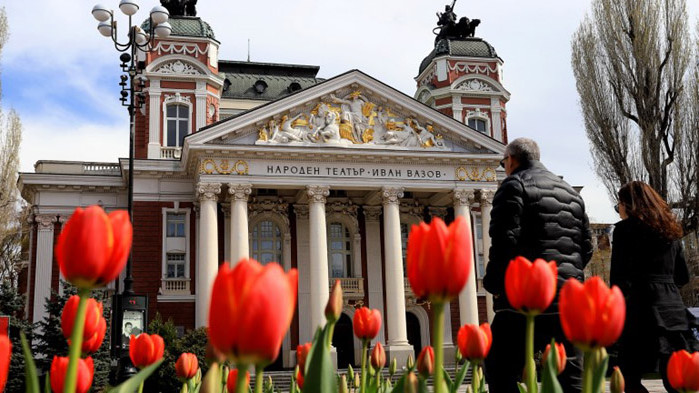 Васил Василев ще бъде новият директор на Народния театър Иван