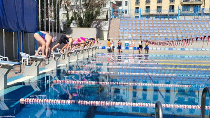 Медицинският университет стана шампион във Варненската универсиада по плуване (СНИМКИ)
