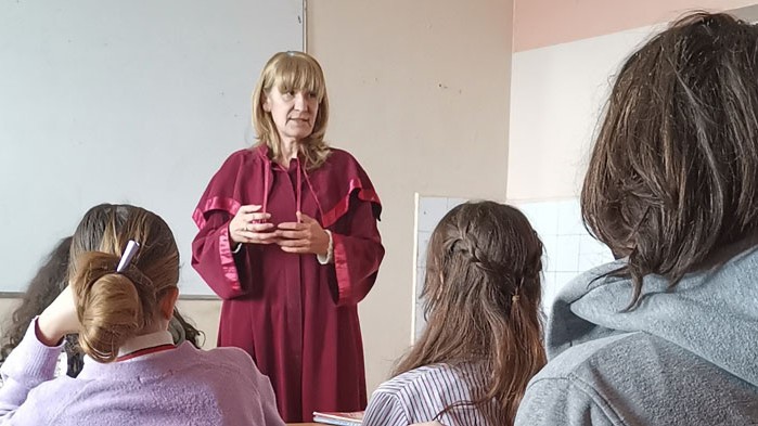Прокурори от АП - Варна проведоха срещи с ученици от СУ "Свети Климент Охридски"