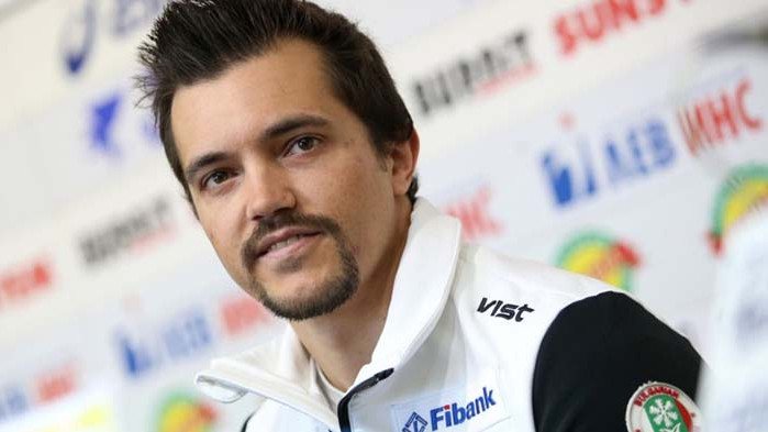 Най-добрият български състезател по ски алпийски дисциплини Алберт Попов ще