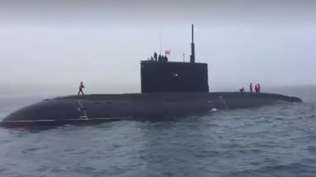 Две подводници на Тихооокеанската флота Петропавловск Камчатский и Волхов са изстреляли успешно