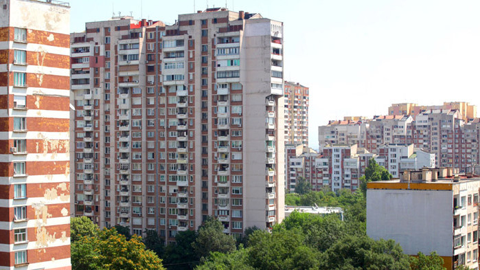 През 2021 г. в собствено жилище живеят 90.8% от домакинствата,