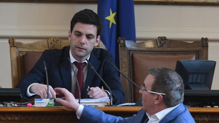 Заместник-председателят на Народното събрание Мирослав Иванов от ПП се прояви