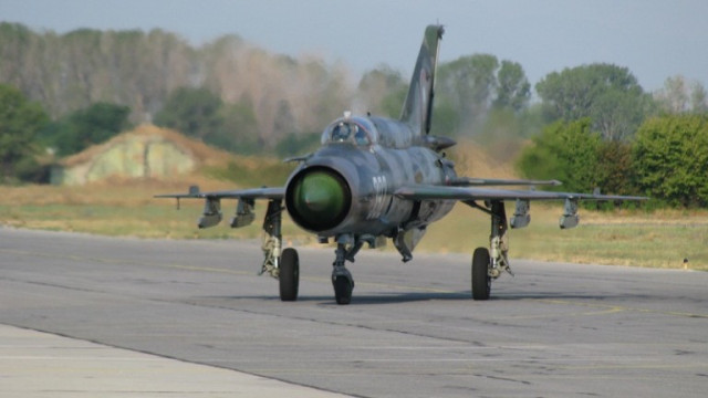 Румъния ускорява покупката на F-16