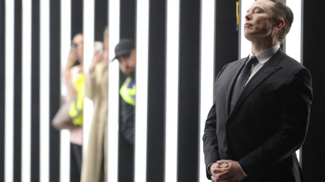 След като придоби значителен дял от 9 2 от Twitter Илон