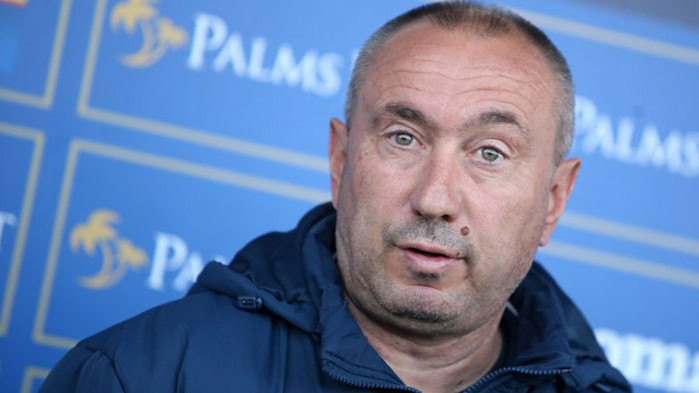 Дълг от 10 000 долара вбесил Мъри Стоилов