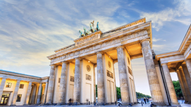 Германското правителство отпуска 1 милиард евро военна помощ за Украйна