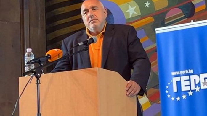 Няма по-лошо от тъп и упорит човек, коментира пред симпатизанти