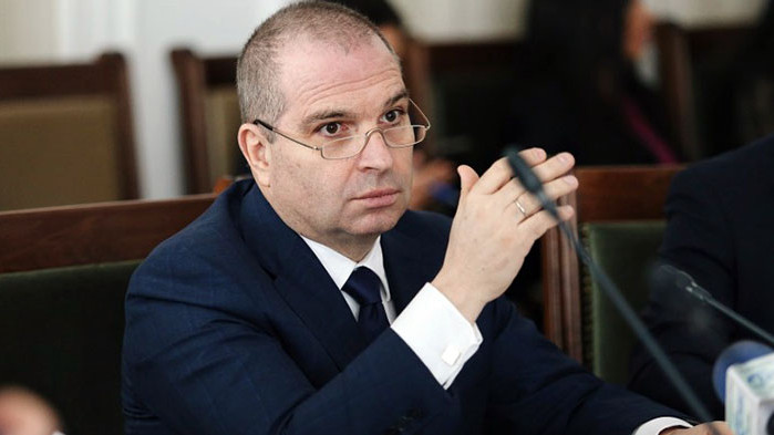 Институтът по пътна безопасност поиска оставката на регионалния министър Караджов