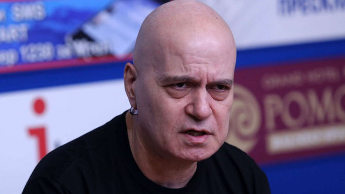 За предоставяне на военна помощ за Украйна се обяви лидерът