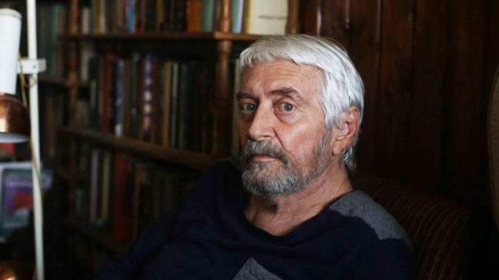 Писател за кабинета Петков: За четири месеца тези момчета унищожиха държавата