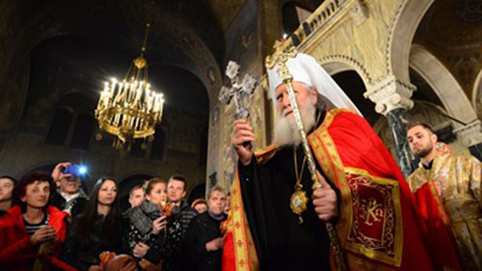 Духовници поздравиха патриарх Неофит за Възкресение Христово - Пасха