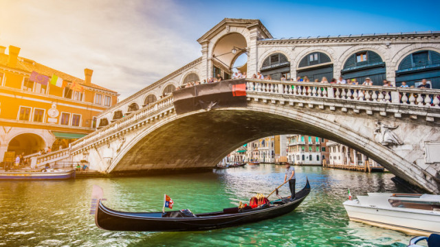 Венеция е сред дестинациите които привличат все повече туристи с