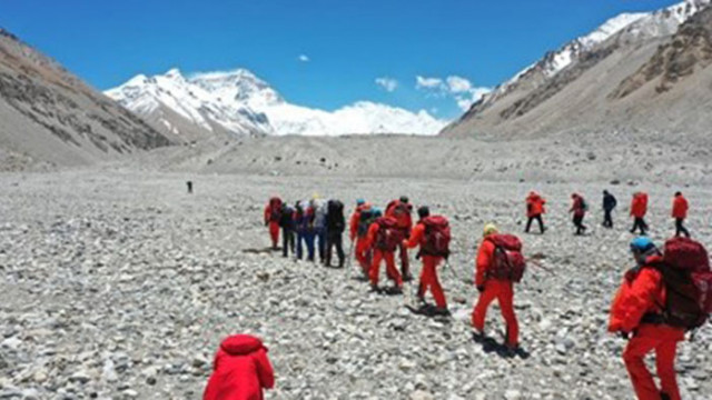 Китай изпраща мащабна научна експедиция на Еверест