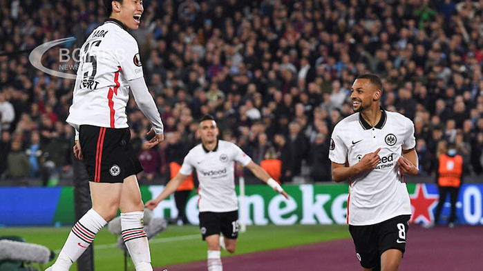 Айнтрахт Франкфурт направи важна крачка към класиране за финала на