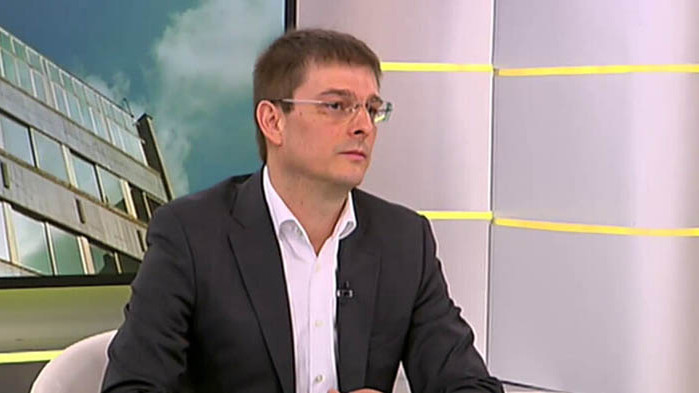 Шефът на „Кинтекс" ще съди Корнелия Нинова