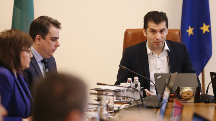 Извънреден коалиционен съвет в неделя заради цената на газа и оръжията за Украйна