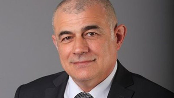 По темата дали да се доставят оръжия за Украйна социалният