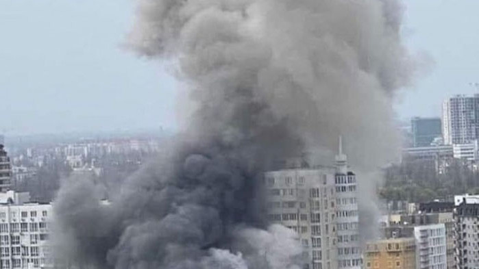 Няколко експлозии са били чути в Одеса като в града