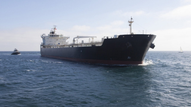 Холандските пристанищни работници отказаха да разтоварят кораб превозващ руско дизелово гориво