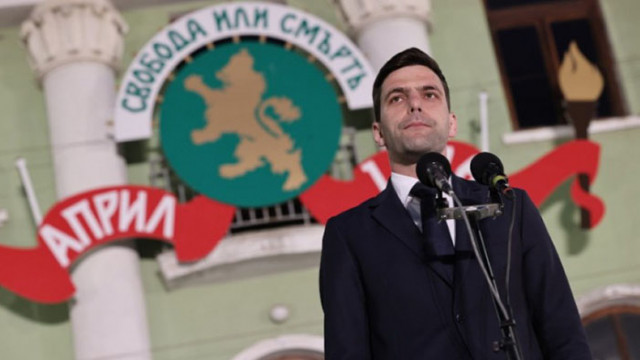 Председателят на парламента Никола Минчев не вярва коалицията да се