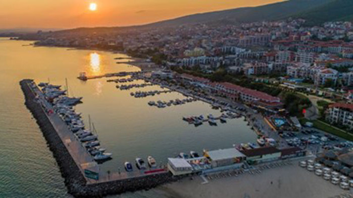 Над 100 000 са вече украинските граждани, които пребивават на