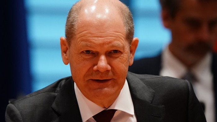 Посланикът на Украйна в Германия обиди канцлера Шолц: Обидчив лебервурст