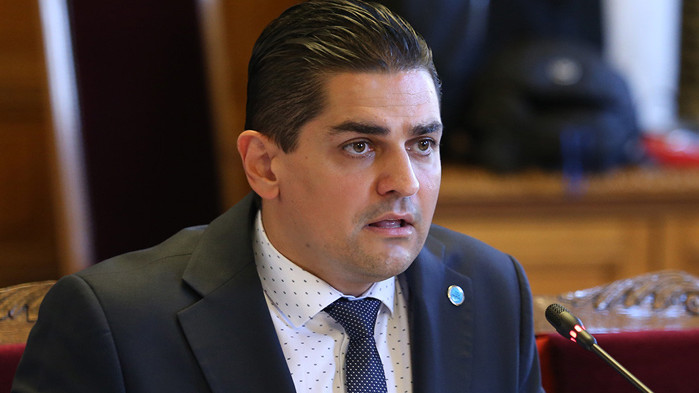 От Фейсбук профила на депутата Валери Лачовски Радостин Василев –