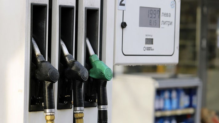 Ръст на горивата между 20 и 30% при ембарго на руския петрол прогнозират експерти