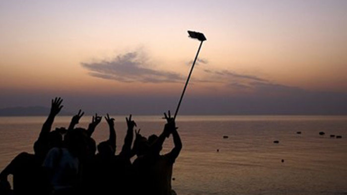 Гръцката брегова охрана откри снощи 106 мигранти, сред които и