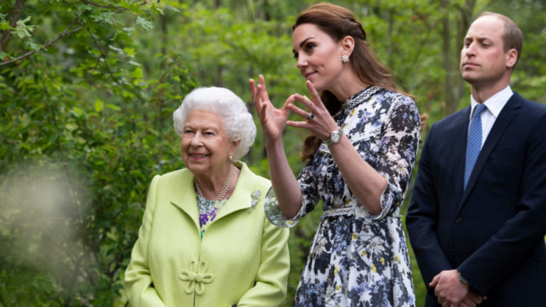 Кралица Елизабет усилено се готви за своя юбилей - който