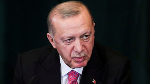 С указ на турския президент Реджеп Тайип Ердоган са били