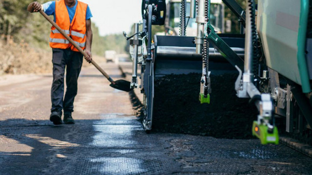 Забавянето на доклада на междуведомствената работна група за работата по