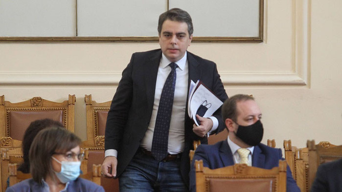 50% намаление на акциза на горивата няма да има, обяви