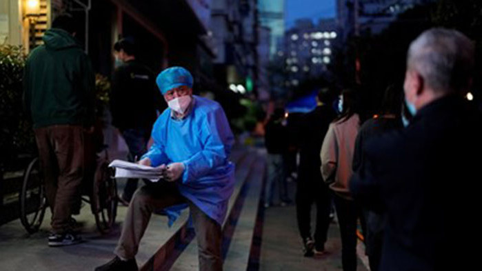 Китай опровергава информациите, че временно прекратява издаване на чуждестранни паспорти