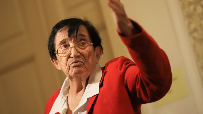 Финансовият анализатор Мика Зайкова заяви, че трябва да се вземат