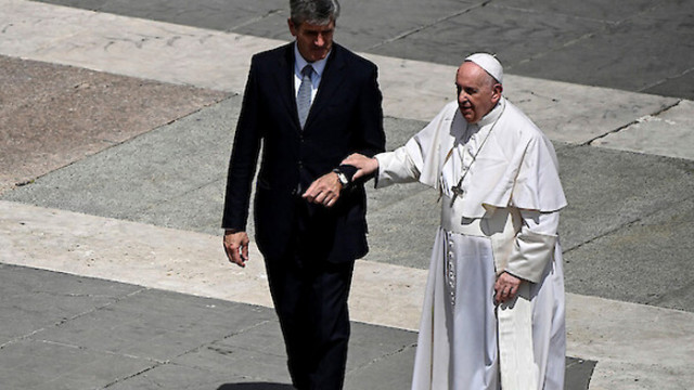 Папа Франциск е благословил 10 светци включително петима италианци както