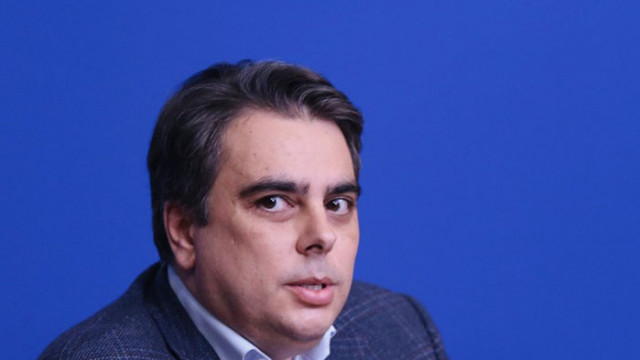Министър председателят Кирил Петков заместник министър председателят по еврофондовете и министър на