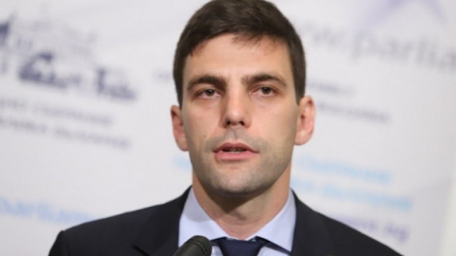 Ще бъдат махнати съобразно препоръките на Министерството на културата увери