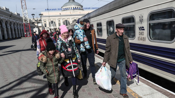 Едва 17% от украинските бежанци обмислят да останат в Полша