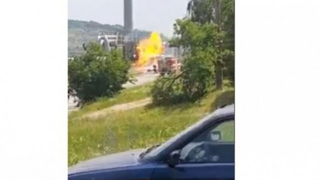 Газопровод се взриви на ключов булевард във Враца (ВИДЕО)
