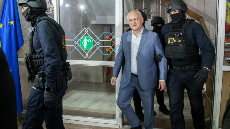 Съдът в Кишинев наложи 30-дневен домашен арест на бившия молдовски