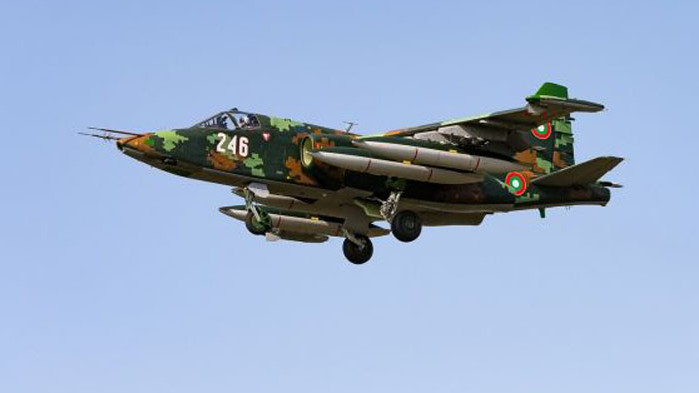 България не е предоставяла щурмови самолети Су-25 или части за