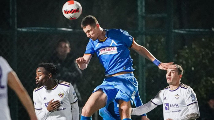 Много е вероятно Левски да се раздели с халфа Андриан