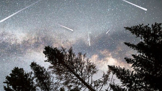 Земята очаква метеоритна буря с хиляди метеори на час