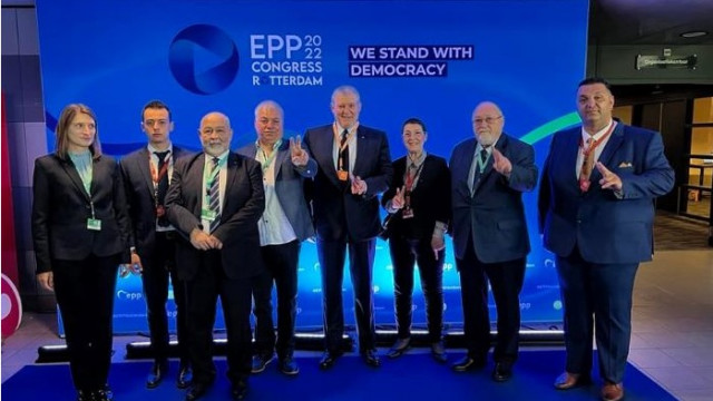 Делегацията на СДС подкрепи Манфред Вебер за президент на ЕНП
