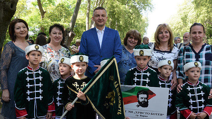 Варна отдаде почит на Христо Ботев и загиналите за национално освобождение