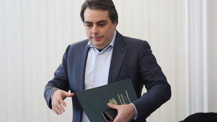 Правителството вдига с 20% заплатите в МВР, отбраната и Министерския съвет